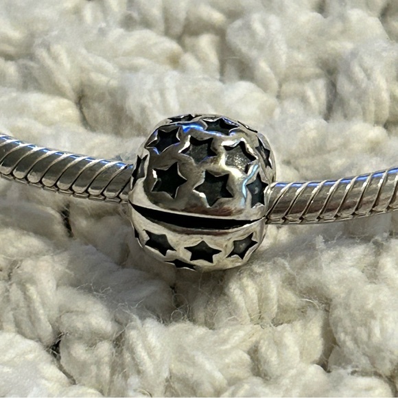 Two Authentic Retired Pandora Silver Star Clip Charms - Picture 9 of 12